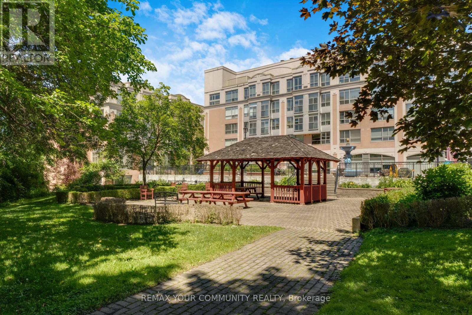 #423 7373 MARTIN GROVE ROAD - 39