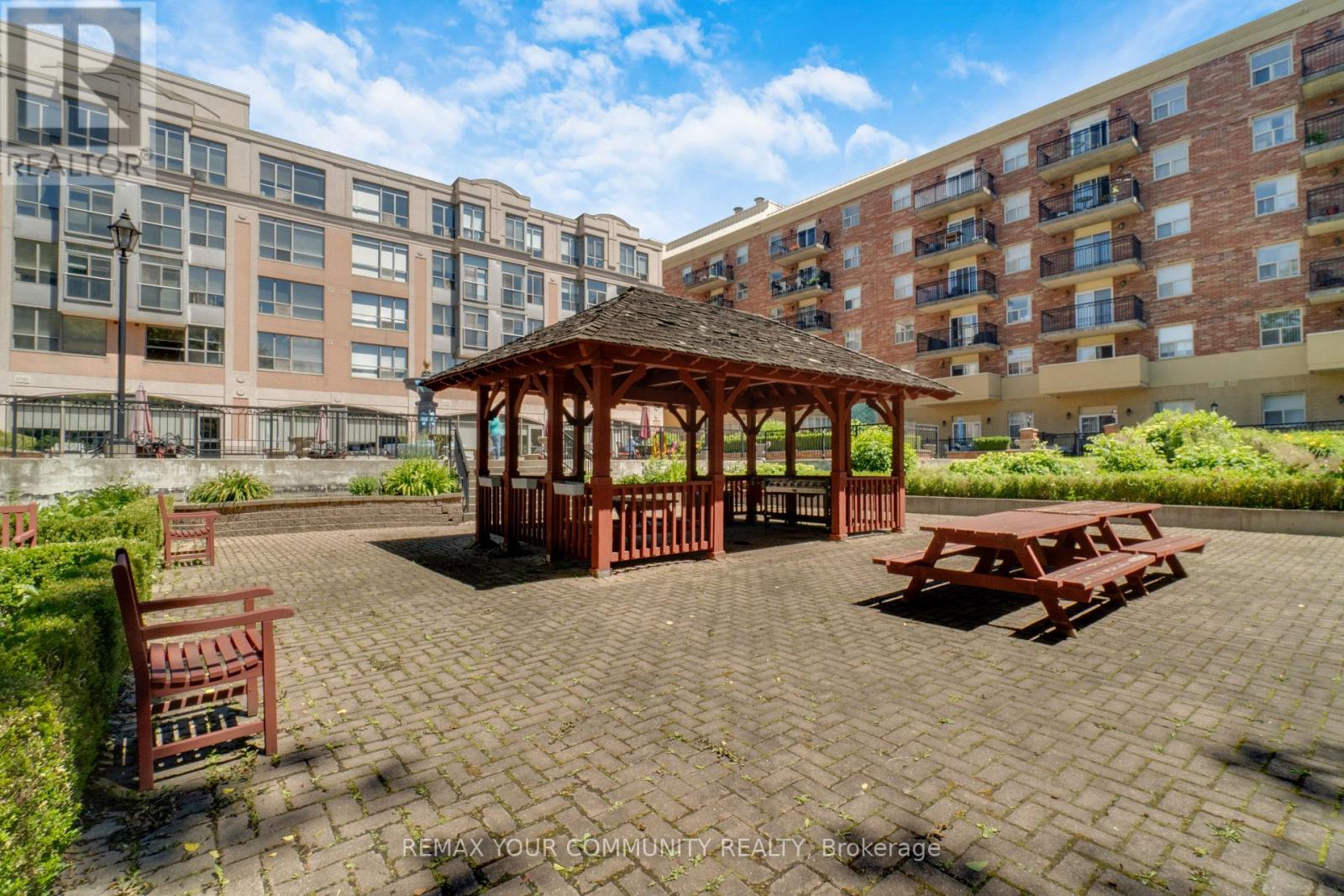 #423 7373 MARTIN GROVE ROAD - 37