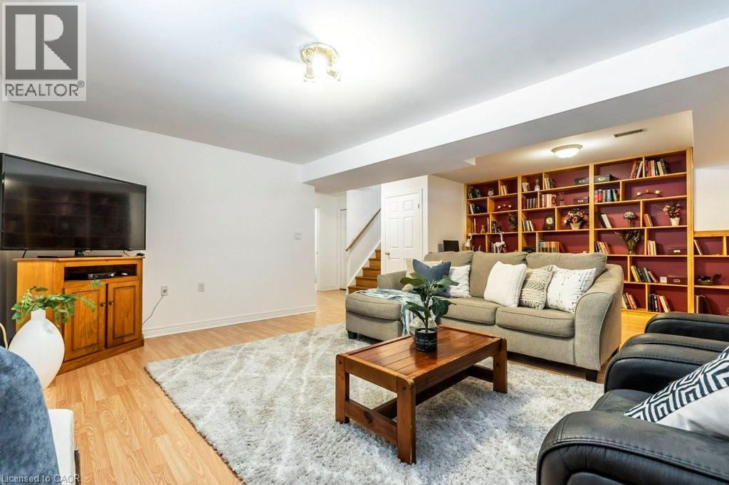 62 SPADARA Drive - 34