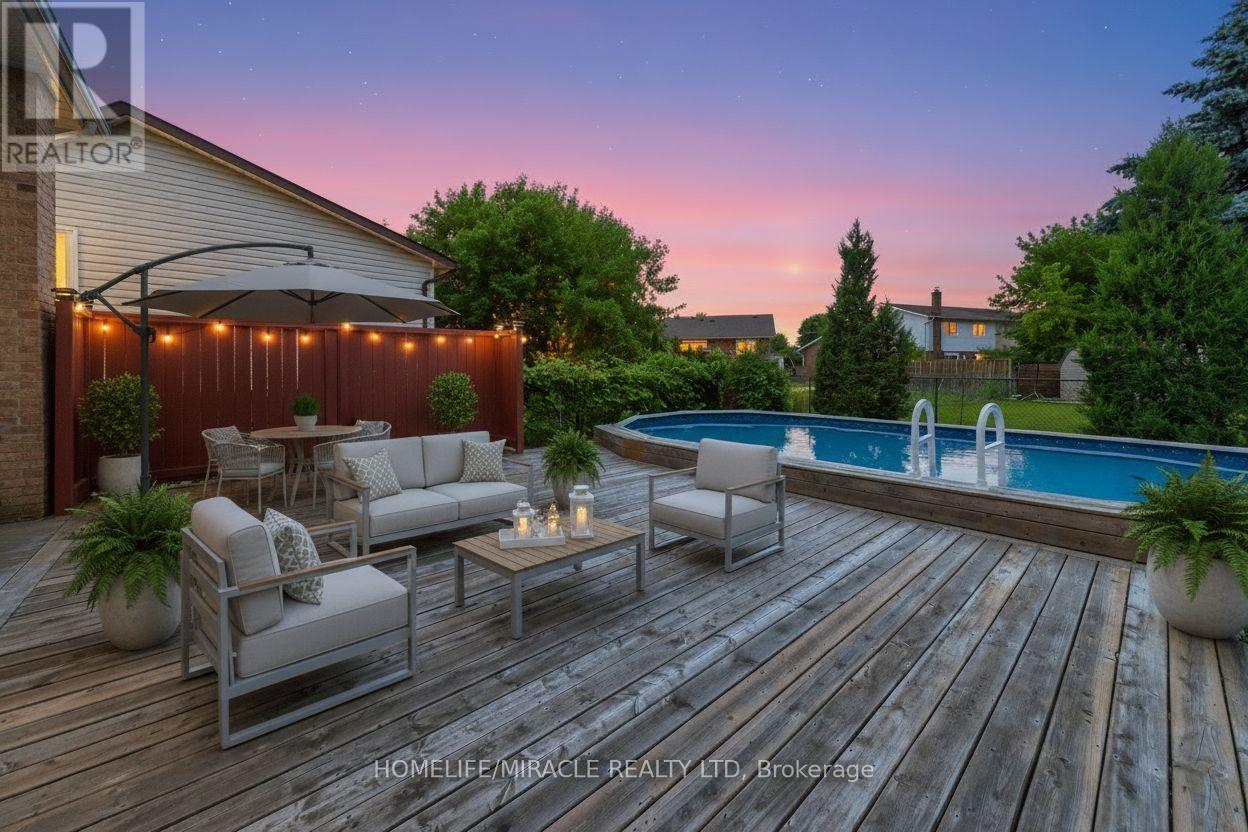 37 BLACKTHORN LANE - 31