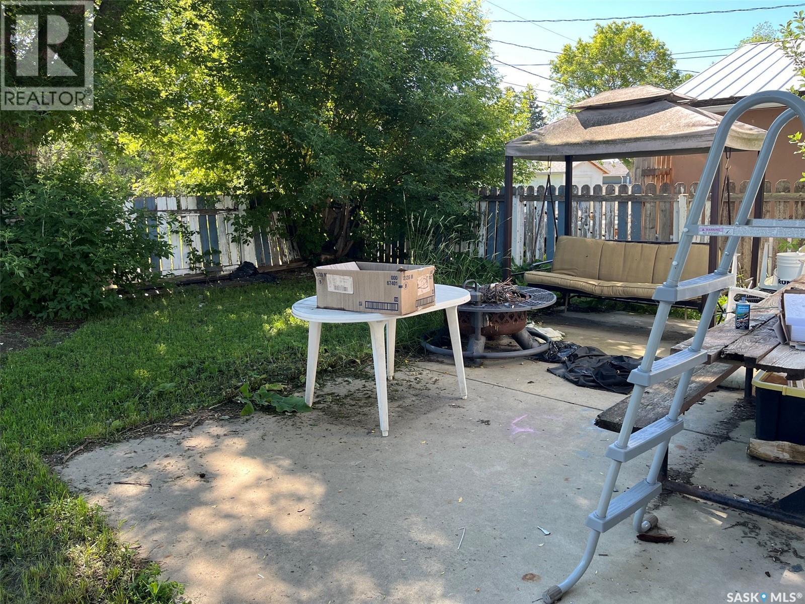 1027 7th AVENUE NE - 33