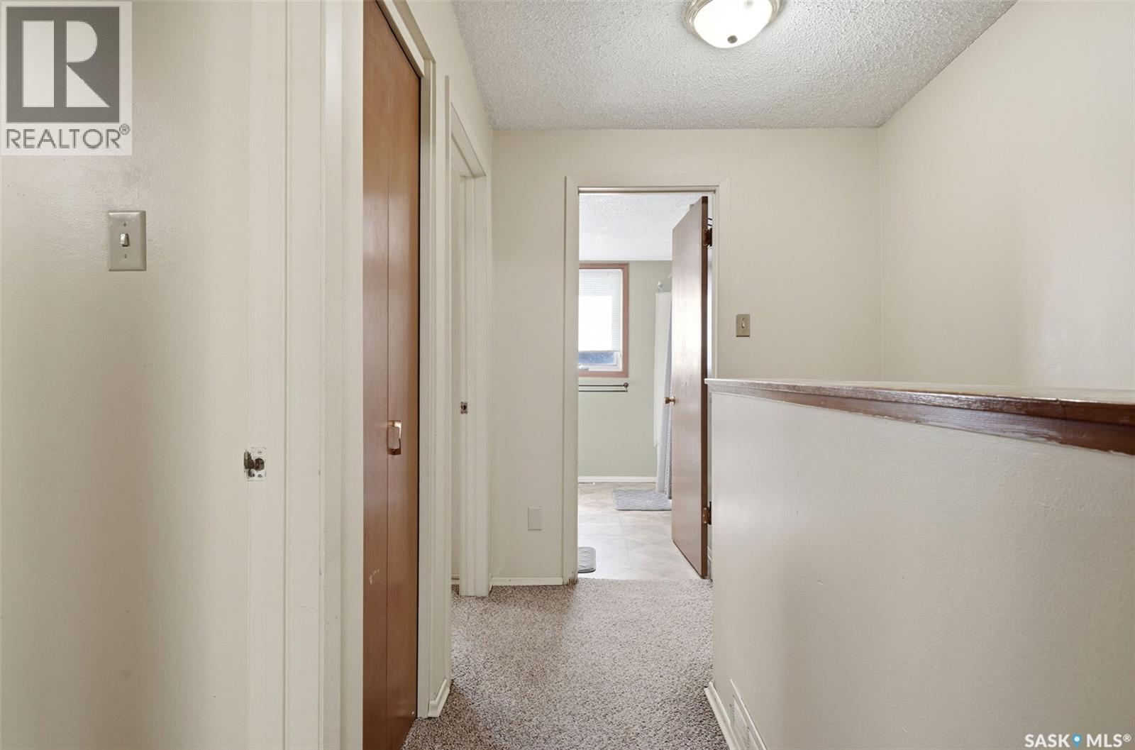 #98 OAKVIEW DRIVE - 14