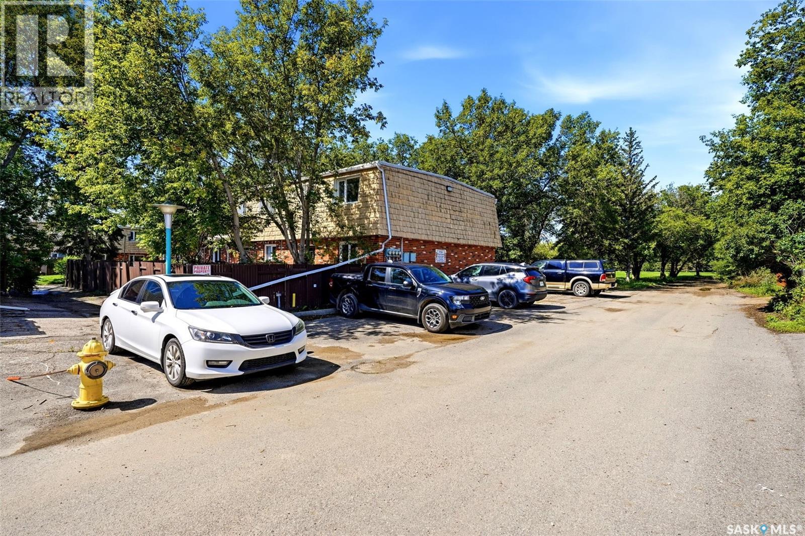 #98 OAKVIEW DRIVE - 36