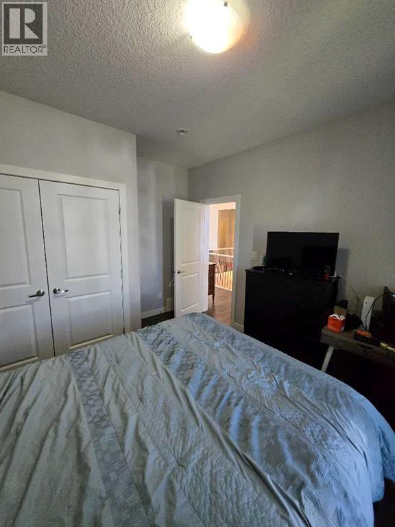 805 7 Avenue - Image 12
