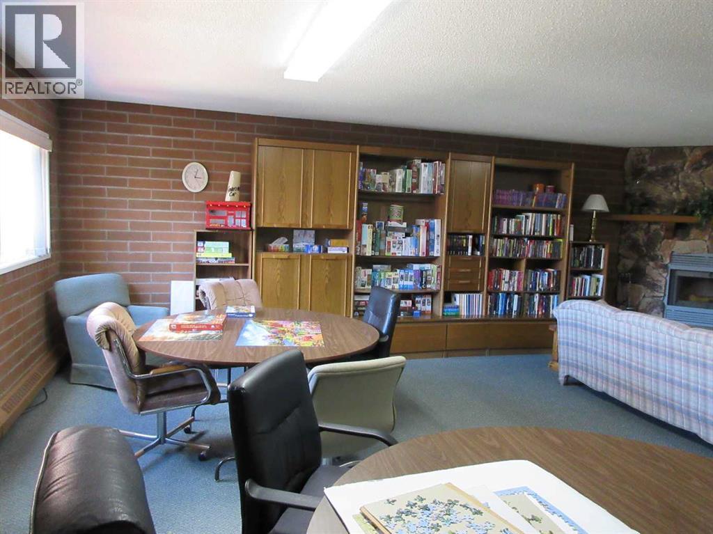 #205 3090 15 Avenue SE - 29