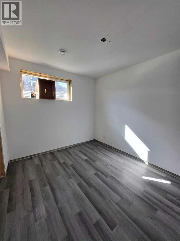 805 7 Avenue - Image 31