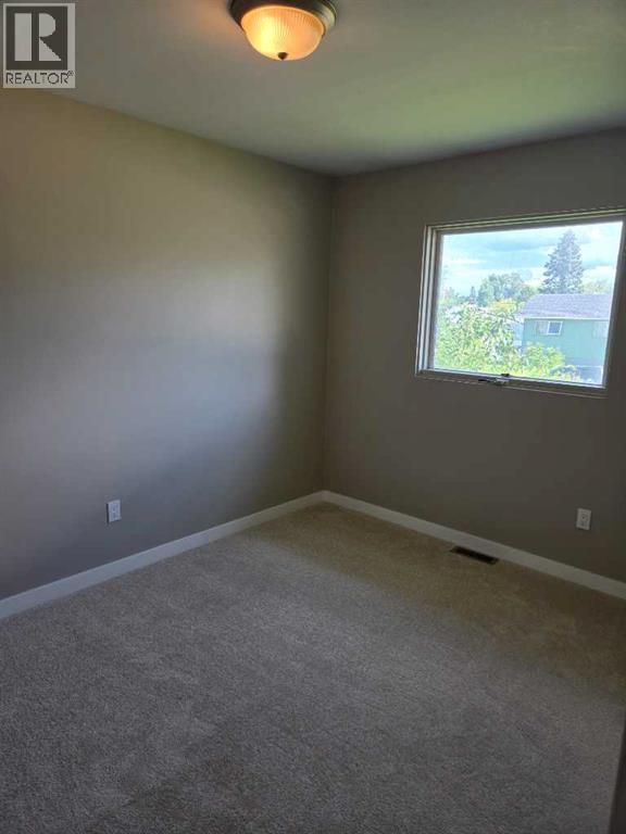 410 7 Street - 17