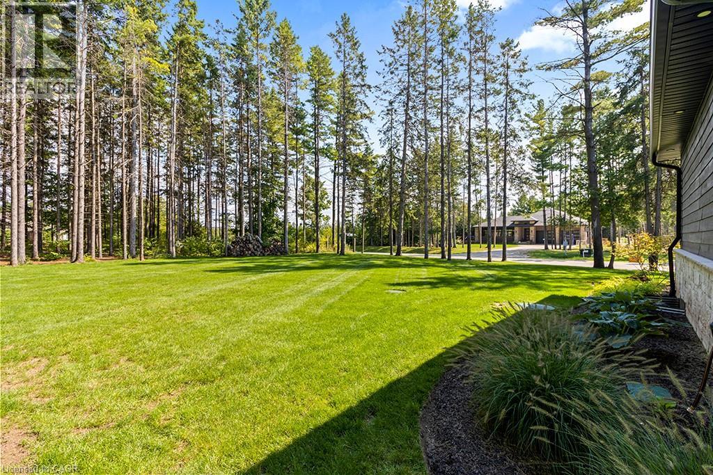 107 LOUISE CREEK Crescent - 42