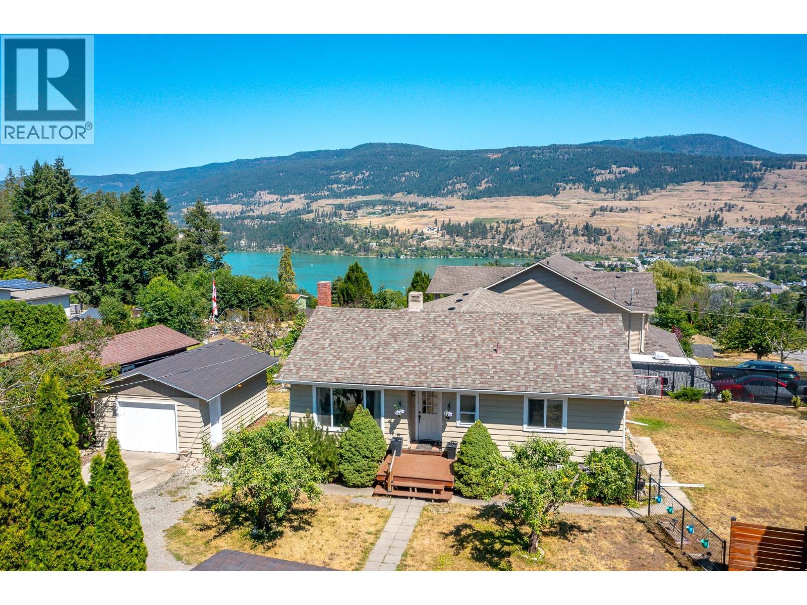 2570 Robinson Road, Lake Country