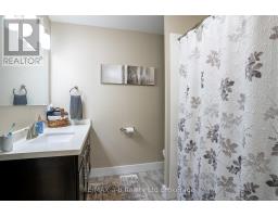 136 Maple Lane, Tillsonburg, ON N4G2Y9 Photo 26
