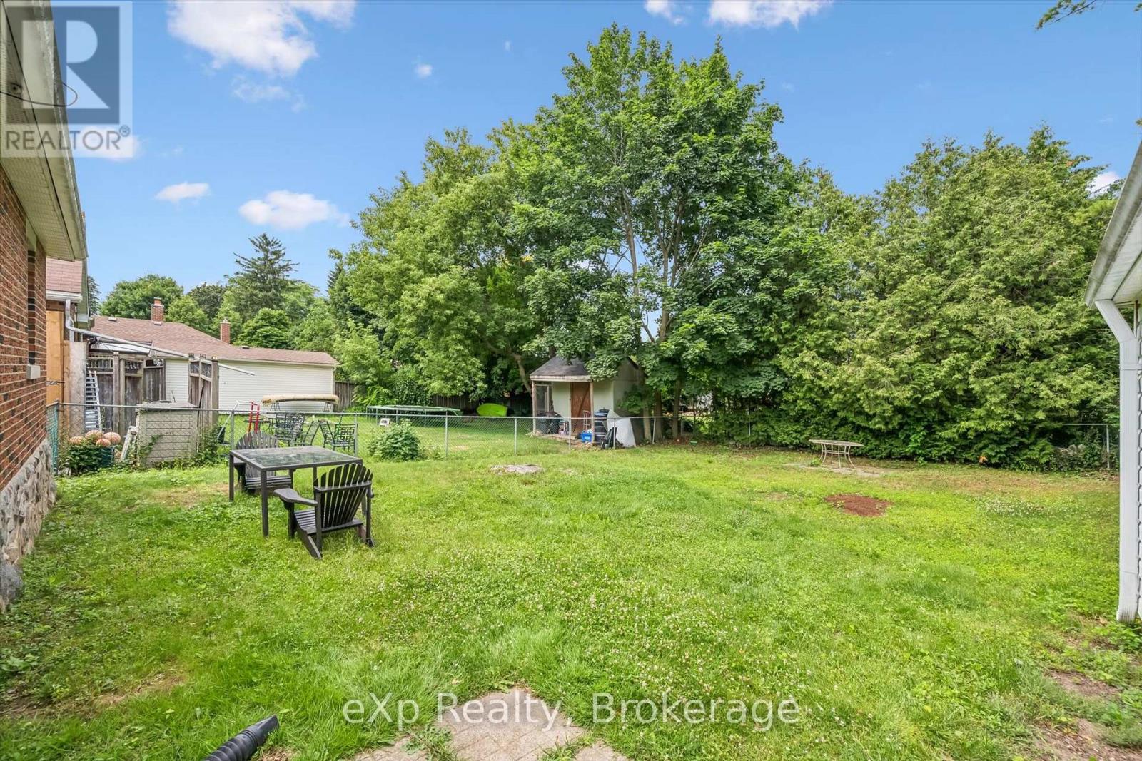 151 HUNGERFORD ROAD - 35