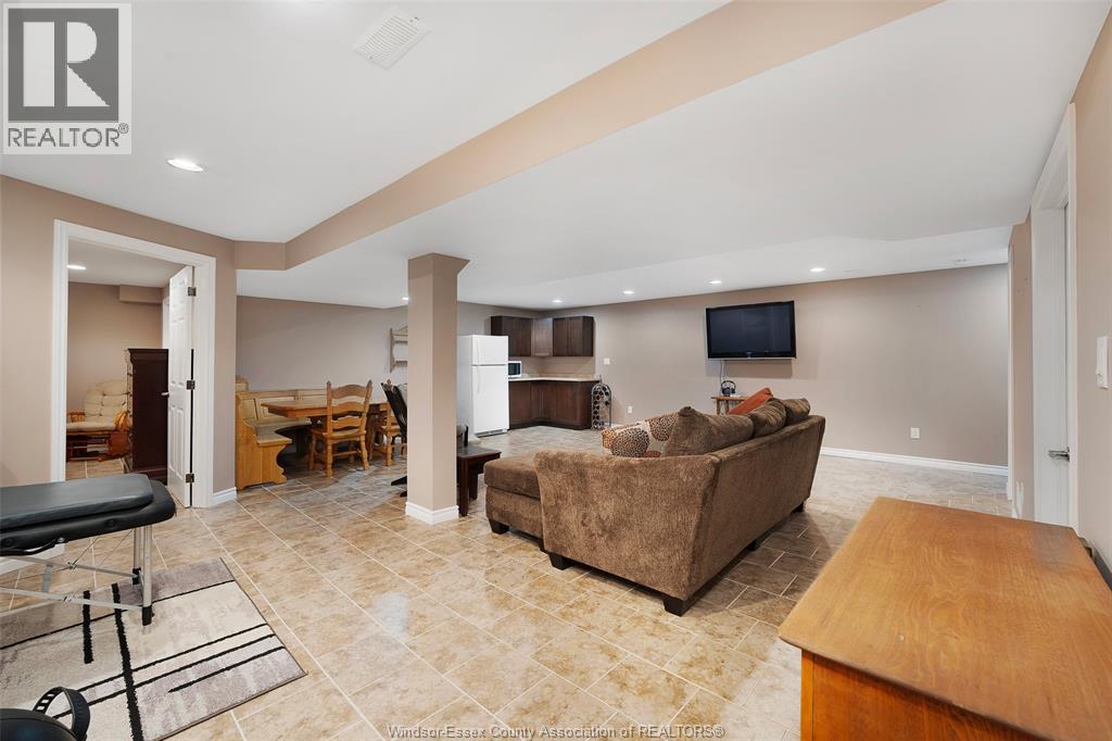 #68 5925 Ballantrae CRESCENT - 18