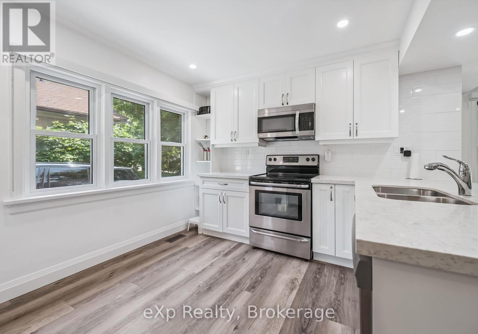 151 HUNGERFORD ROAD - 20