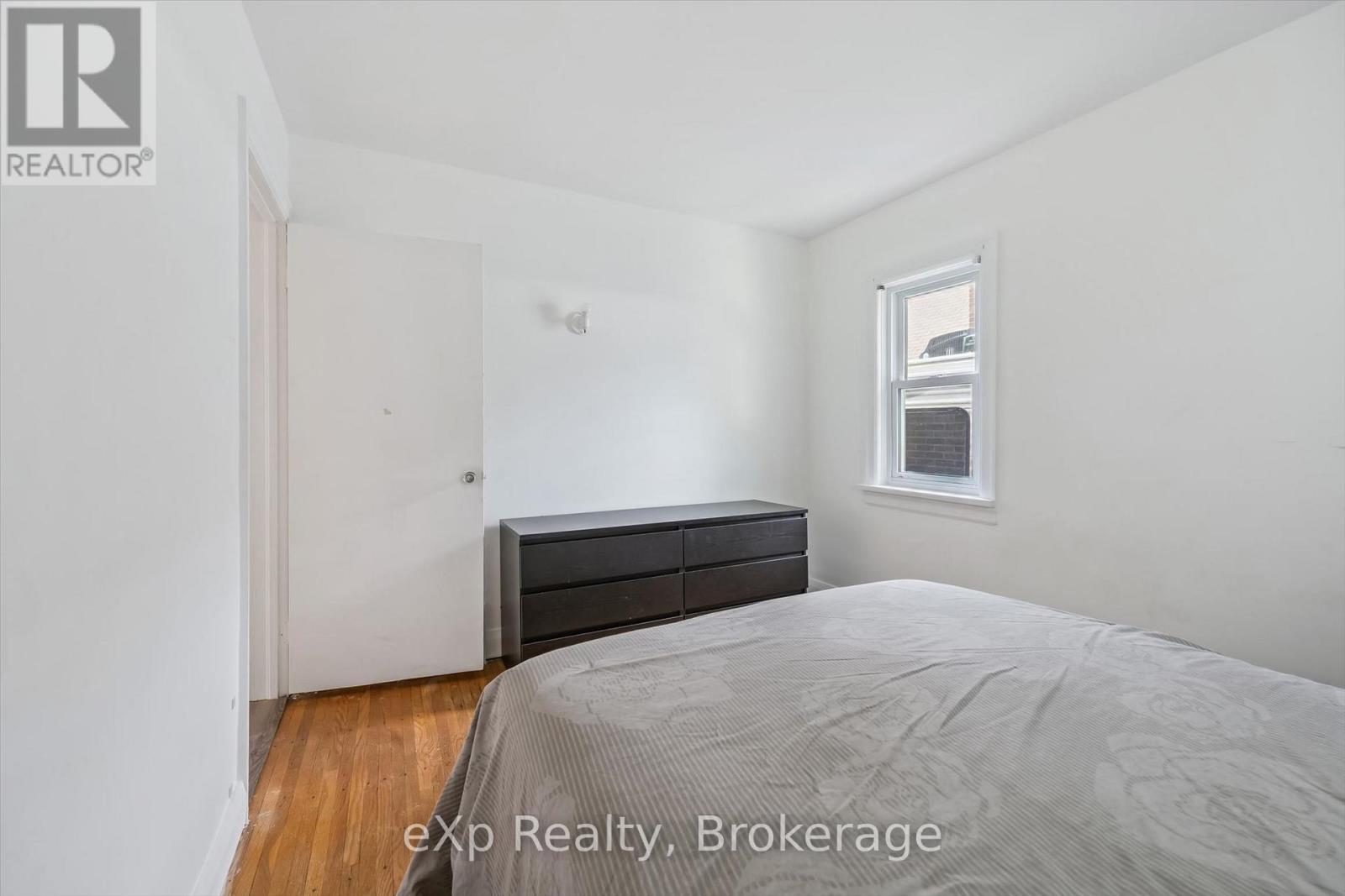 151 HUNGERFORD ROAD - 26