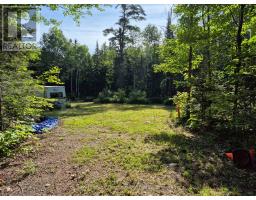 446 Burritts Road, Papineau Cameron, ON P0H1V0 Photo 11