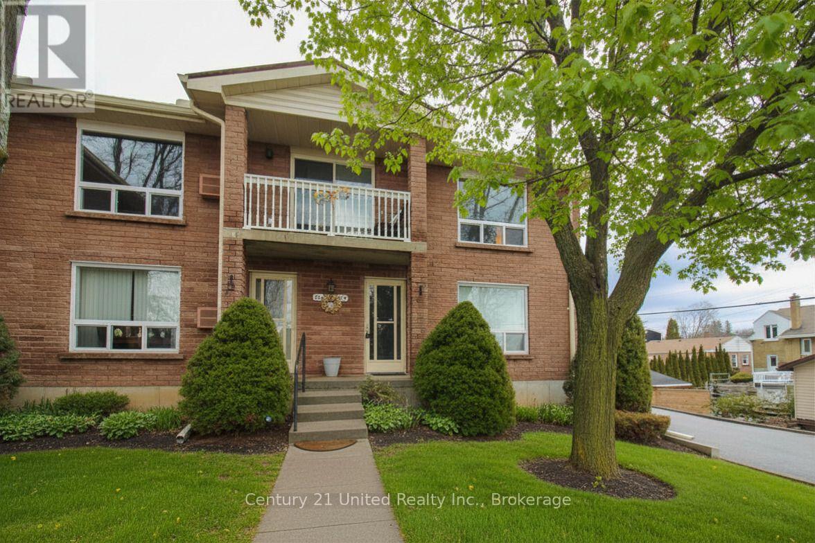#204 1110 CLONSILLA AVENUE - 26