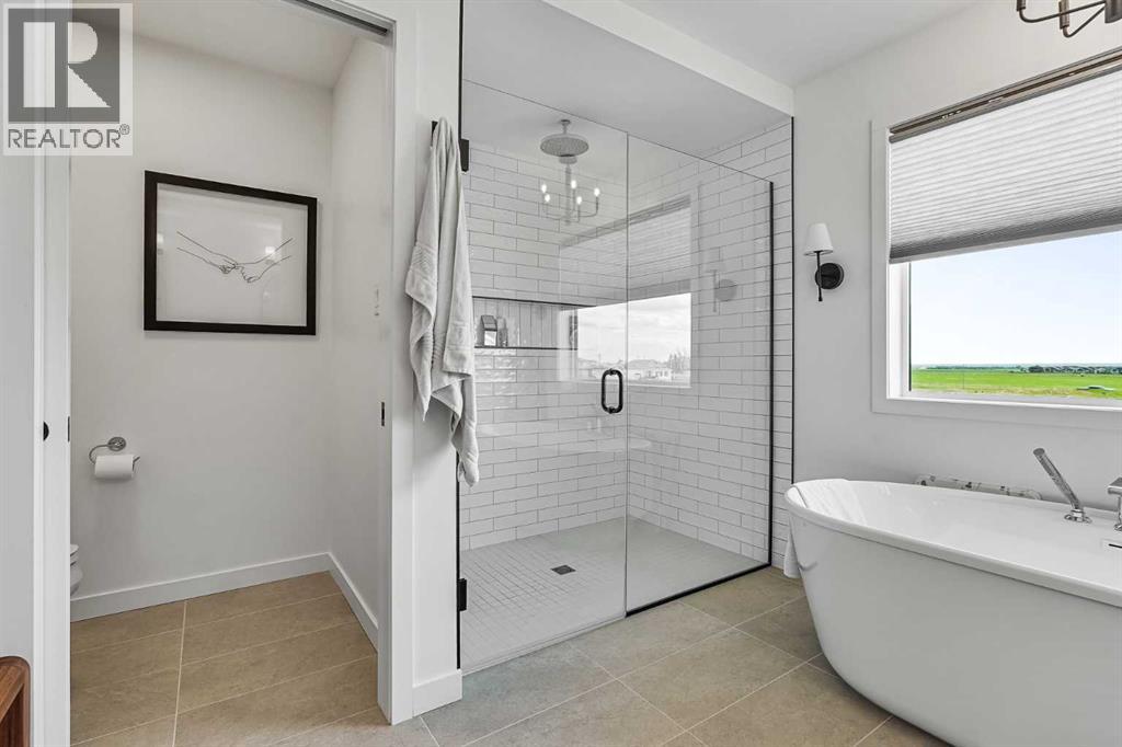 4618 31 Avenue S - 33