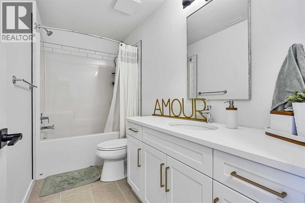 4618 31 Avenue S - 37