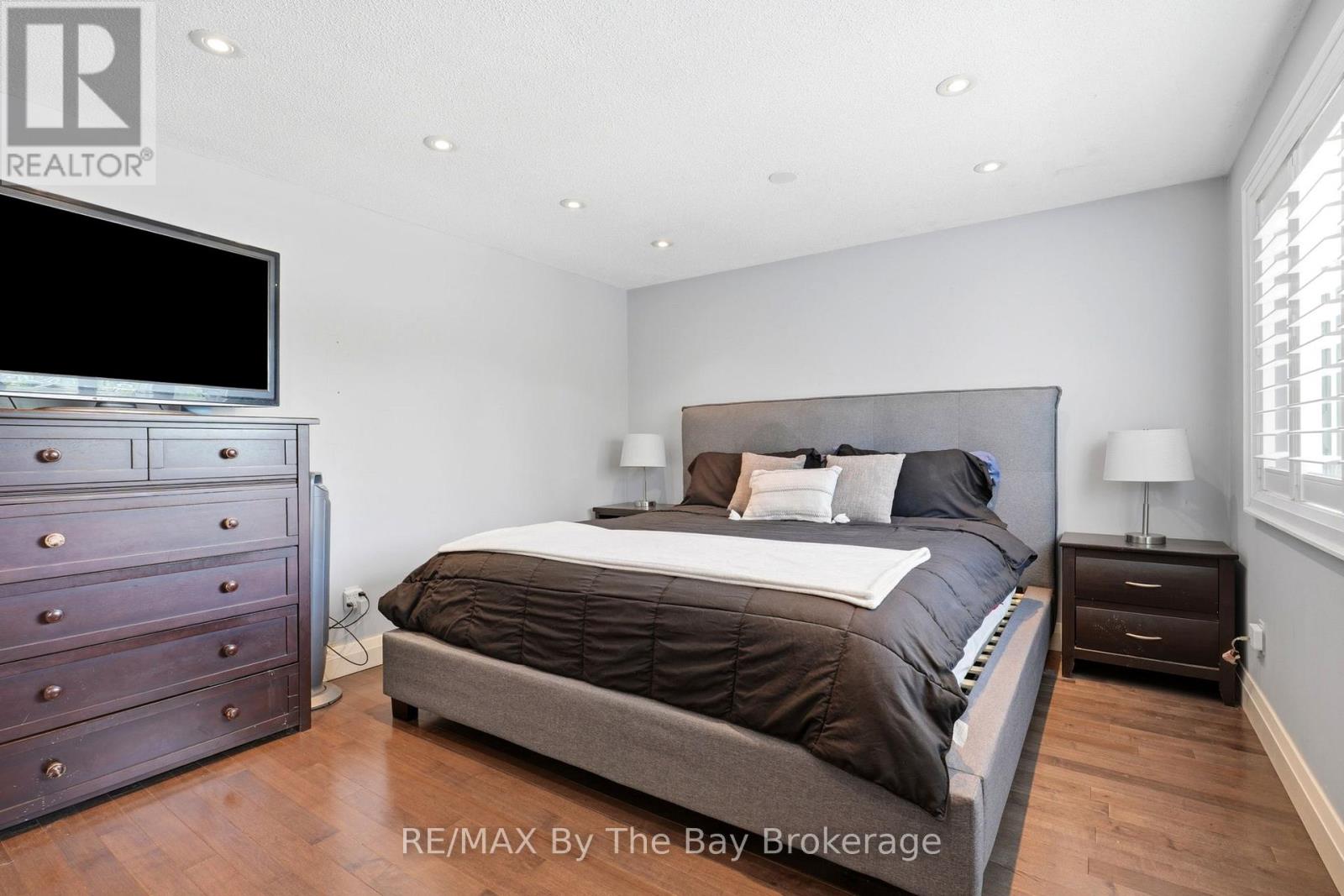 291 WOODLAWN CRESCENT - Image 31