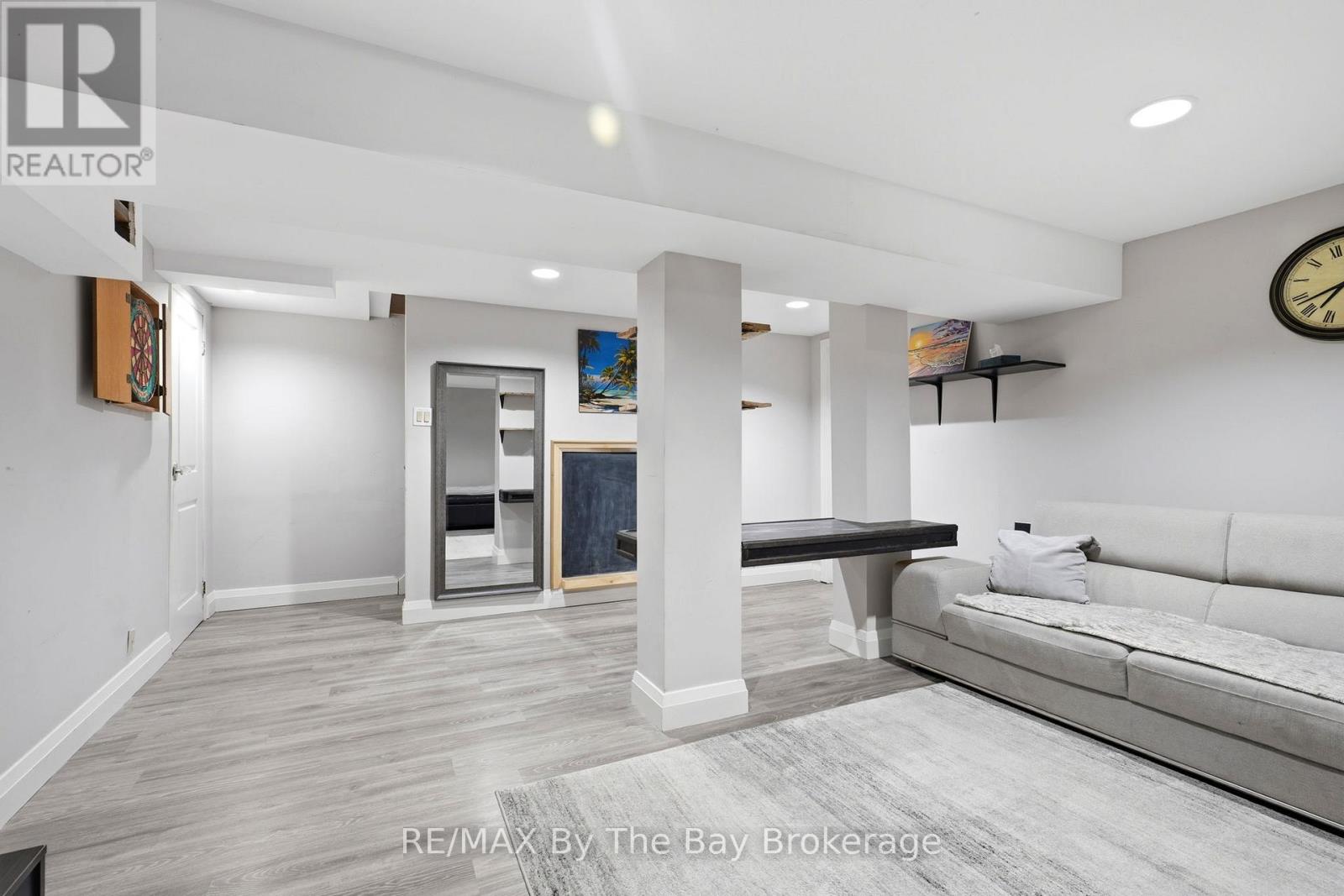 291 WOODLAWN CRESCENT - Image 36