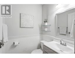 Bathroom - 291 Woodlawn Crescent, Milton, ON L9T4V8 Photo 9