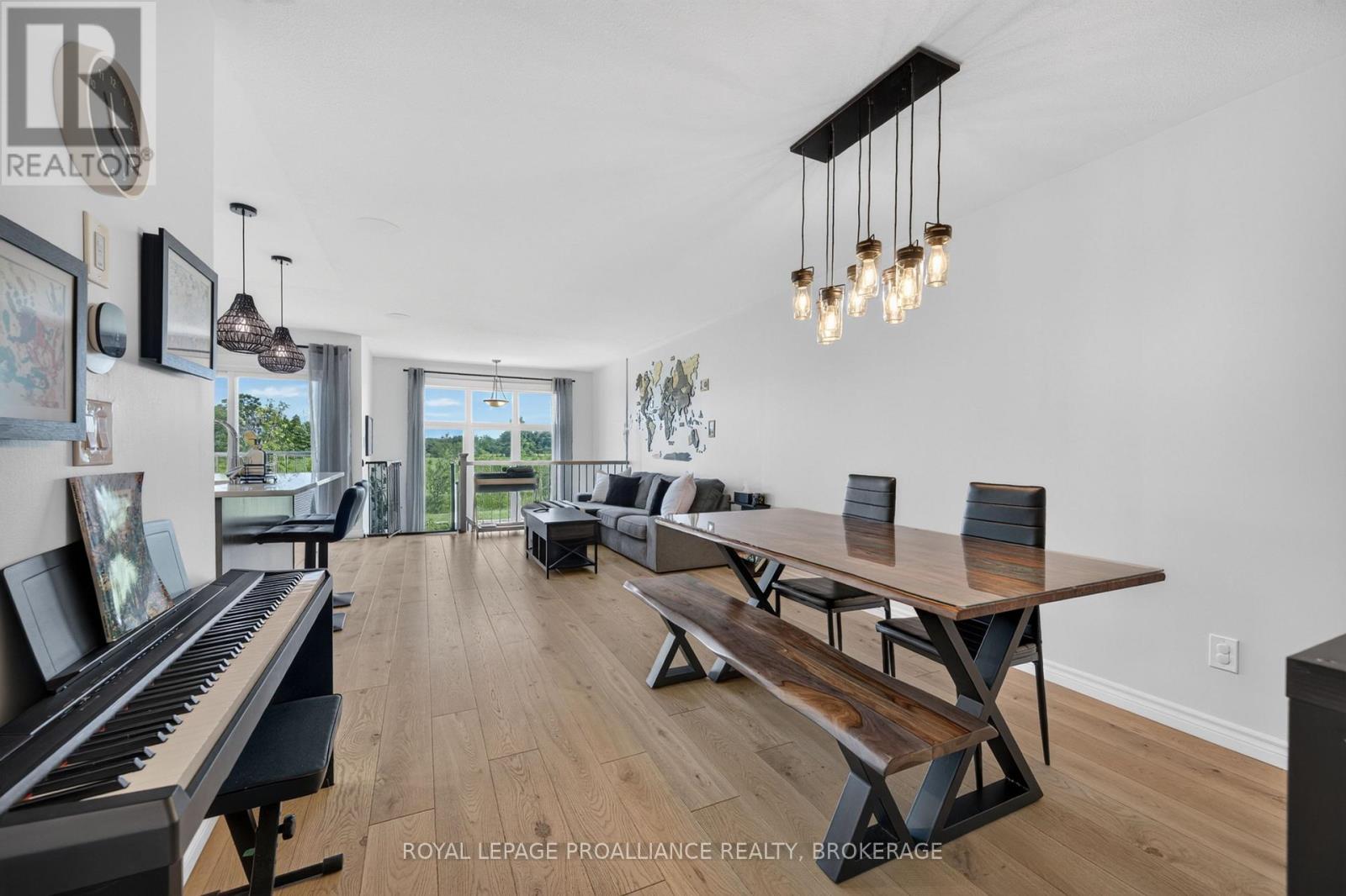 378 BUCKTHORN DRIVE - 10