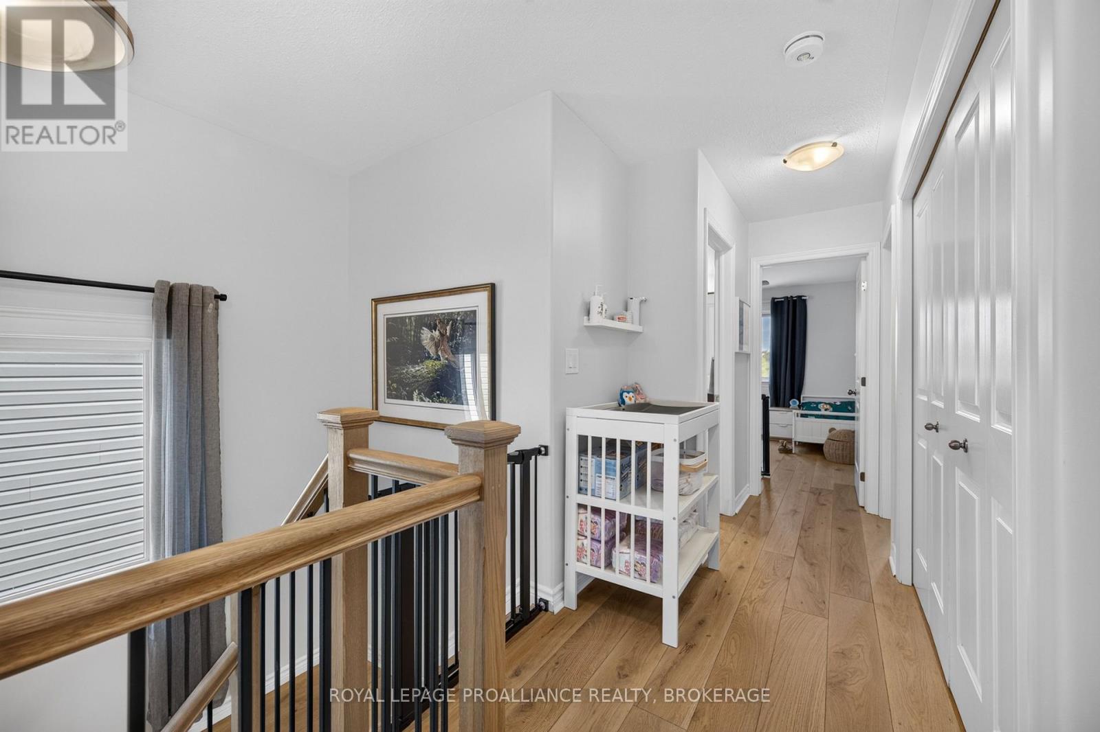 378 BUCKTHORN DRIVE - 19
