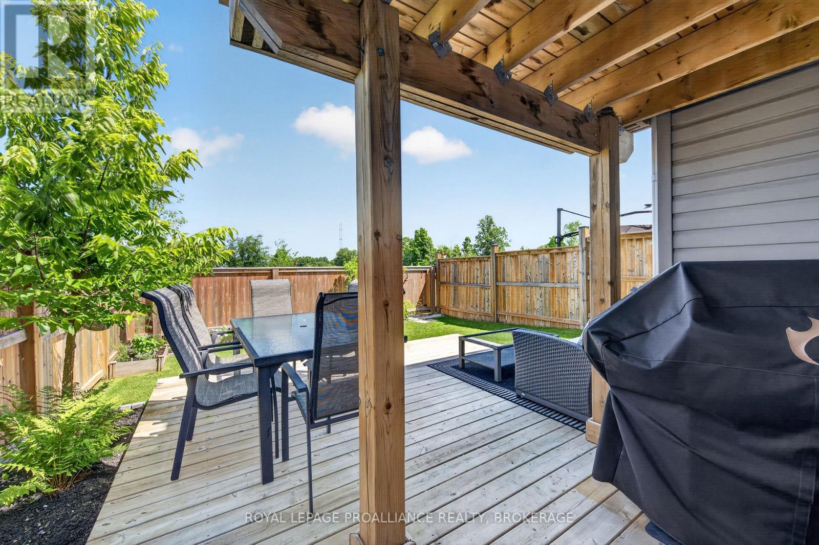 378 BUCKTHORN DRIVE - 34