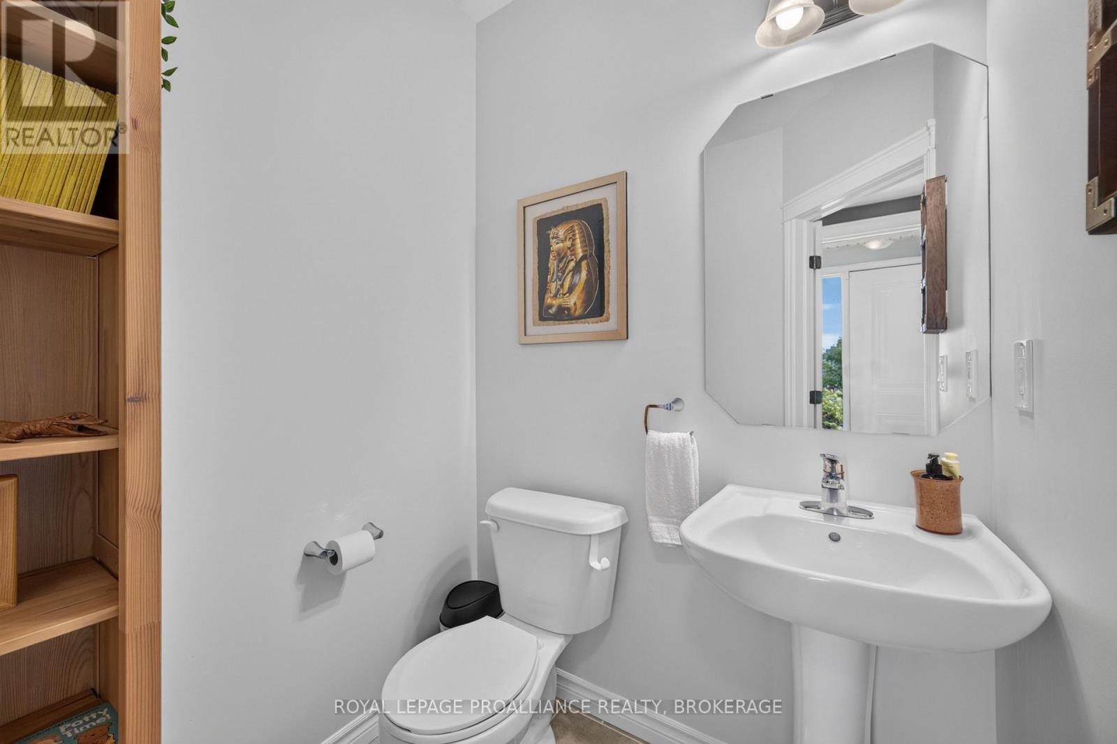 378 BUCKTHORN DRIVE - 7