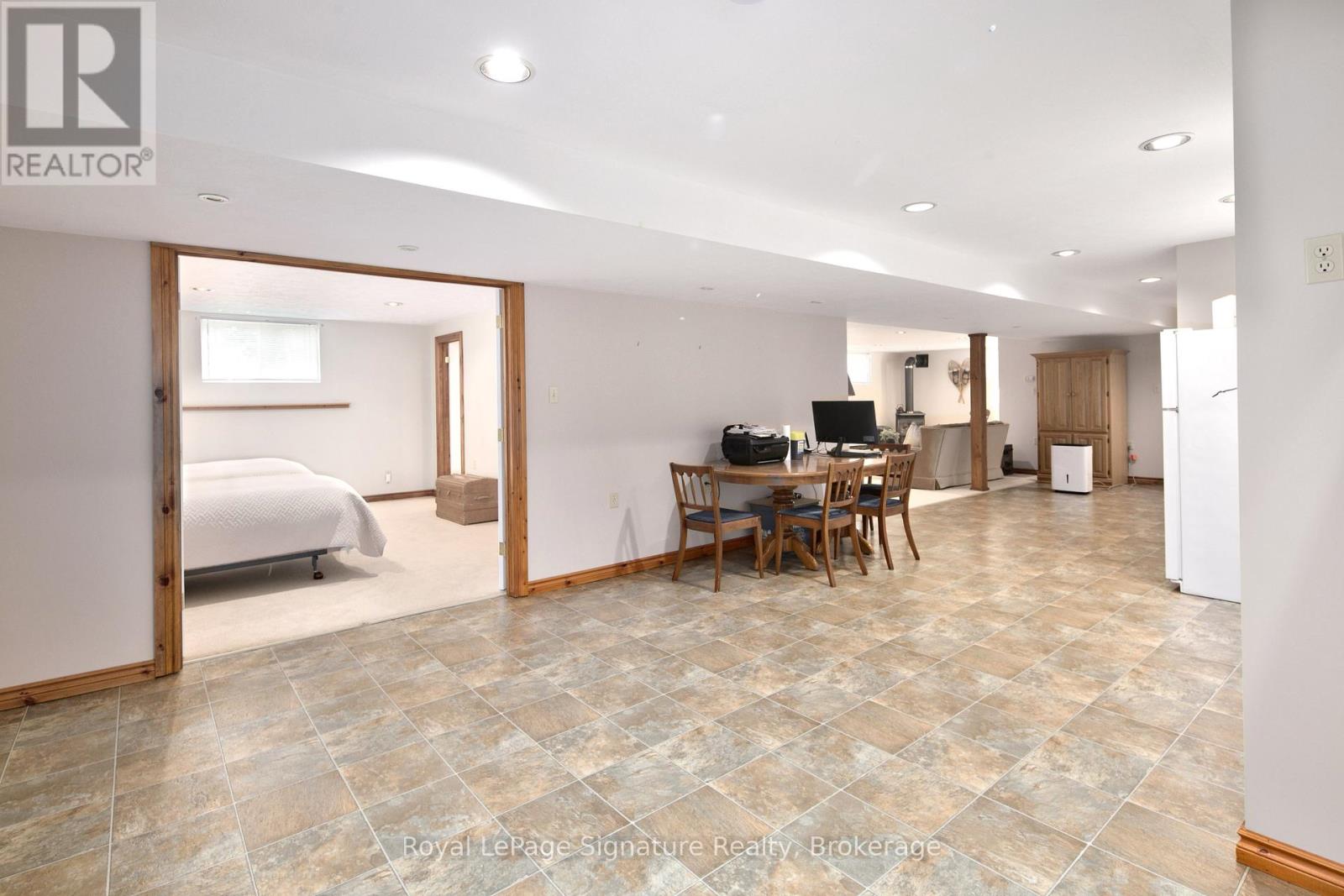 3 WICKENS LANE - 18