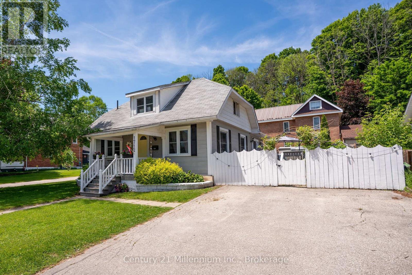 1712 5TH AVENUE W - 2