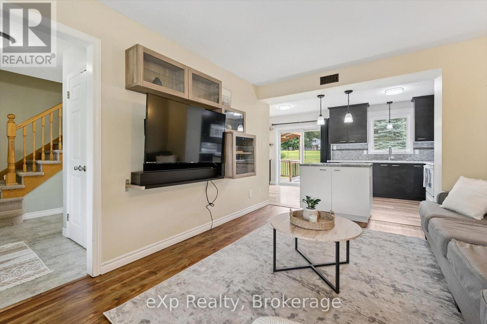 19 KEATING DRIVE - 11