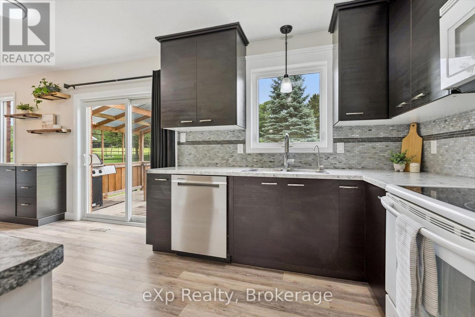 19 KEATING DRIVE - 15