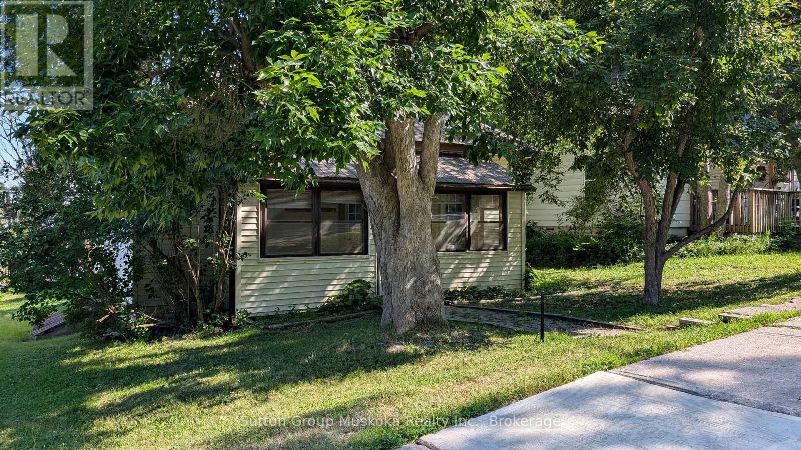18 SUSAN STREET W - 23