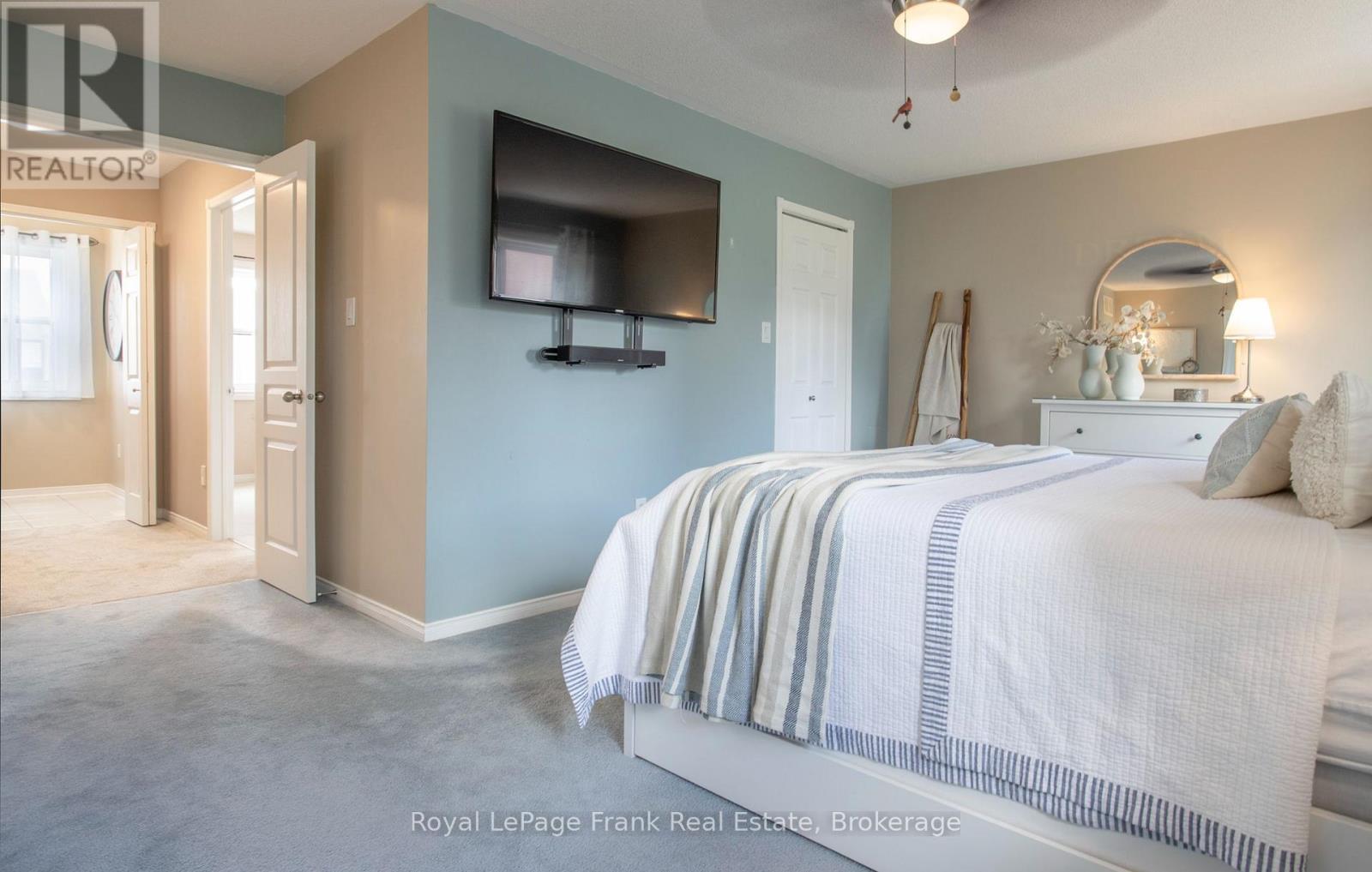 78 VANGUARD DRIVE - Image 22