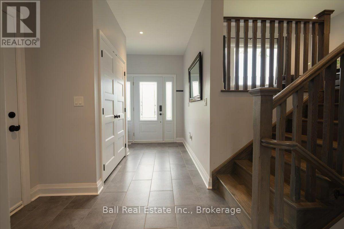 47 EASY STREET - 5