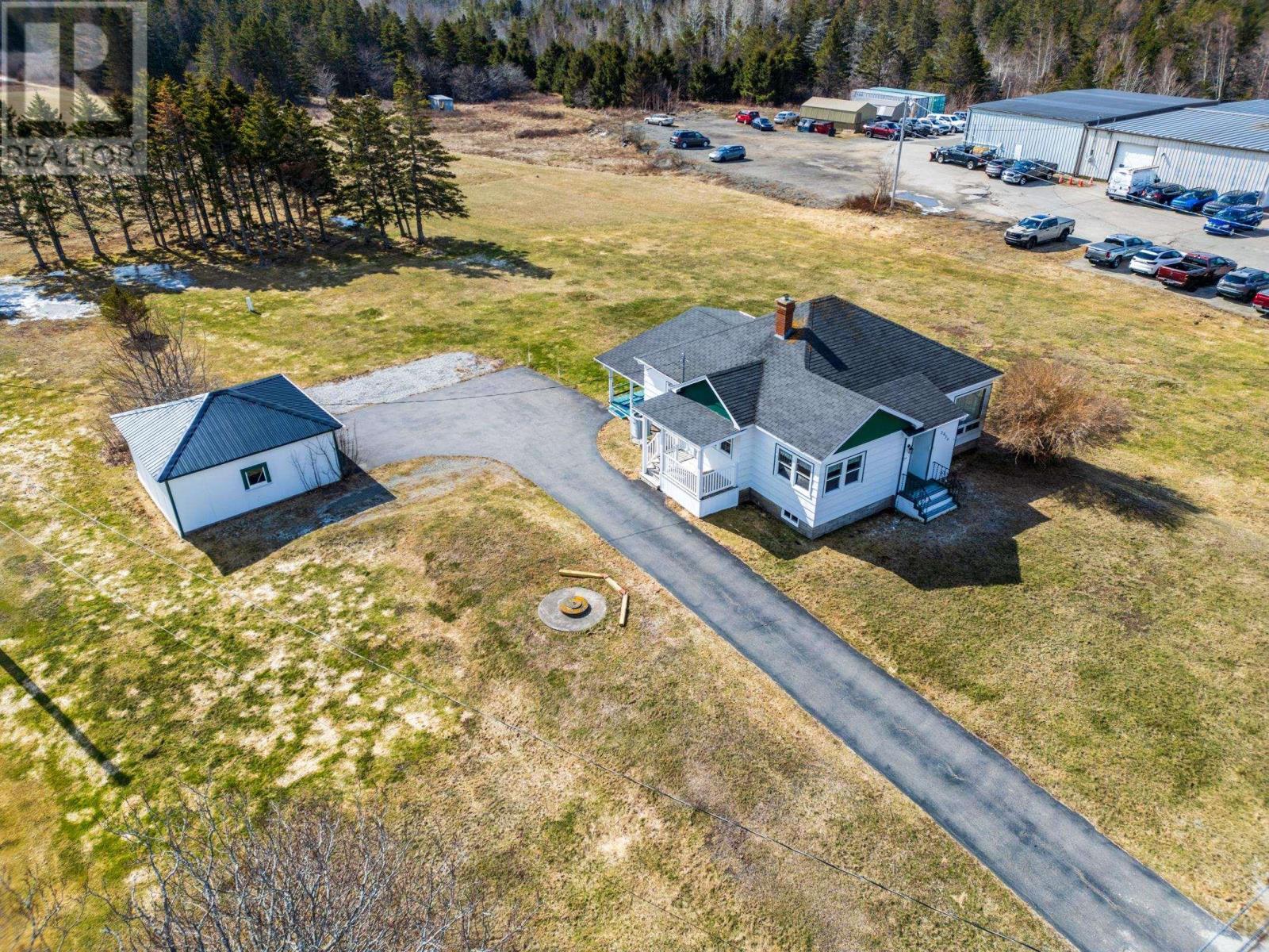3654 Highway 1 - 6