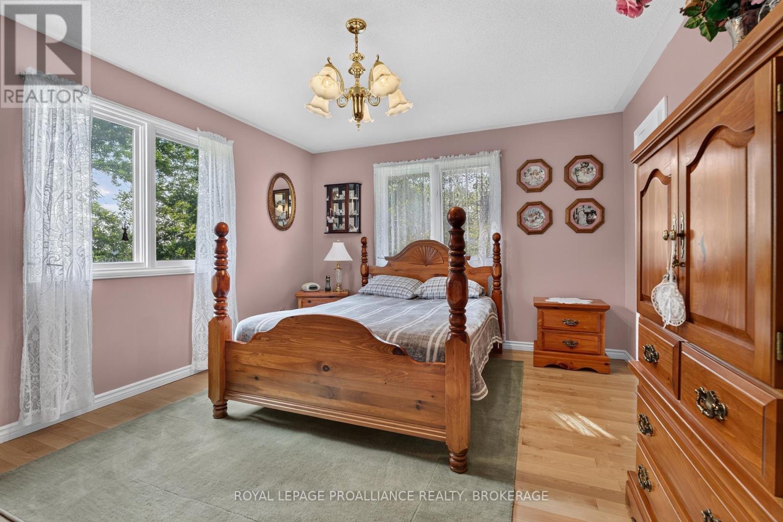 6930 PERTH ROAD - 16