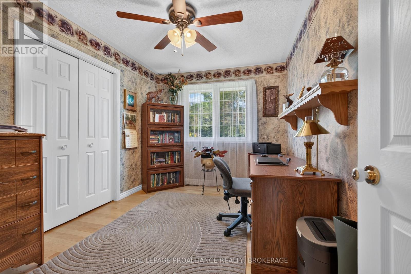 6930 PERTH ROAD - 18