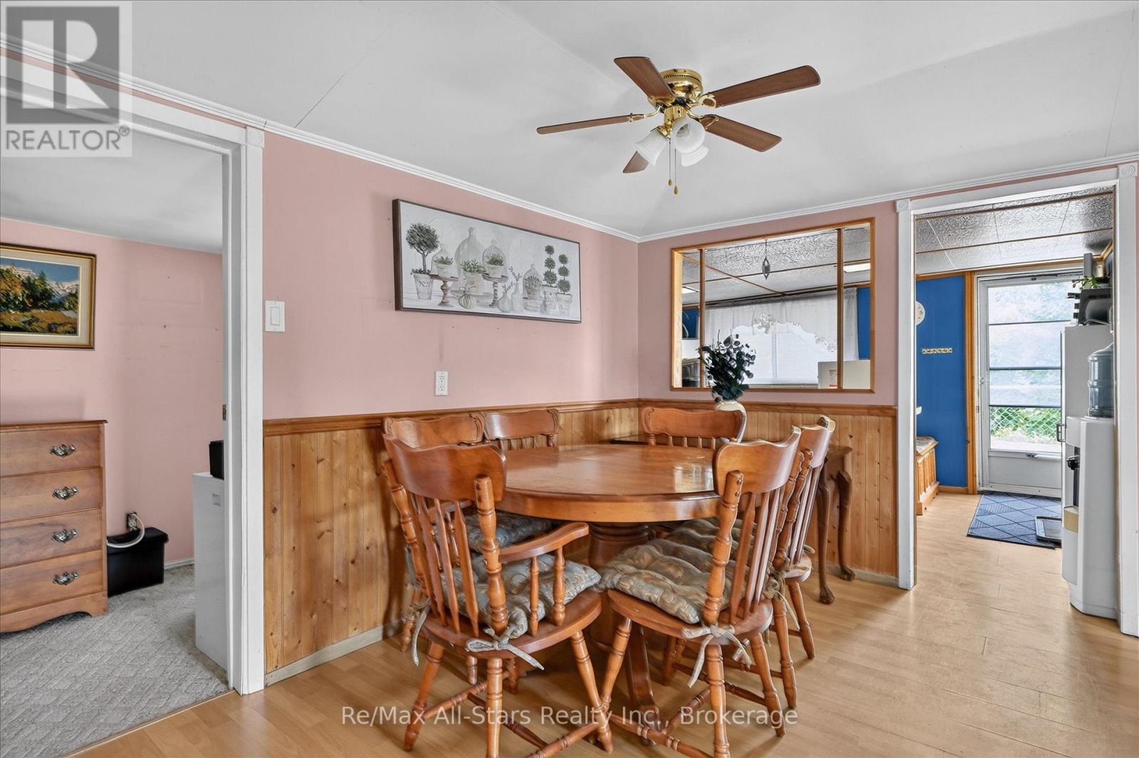 3 LEAF STREET - Image 11