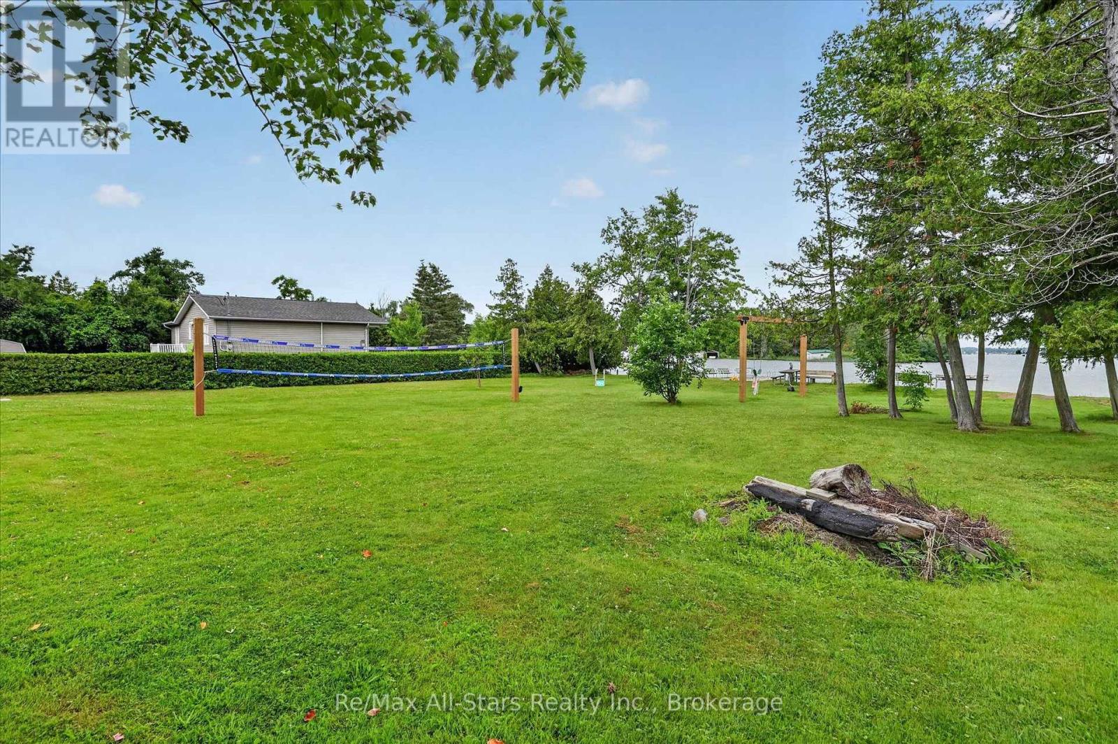 3 LEAF STREET - Image 30