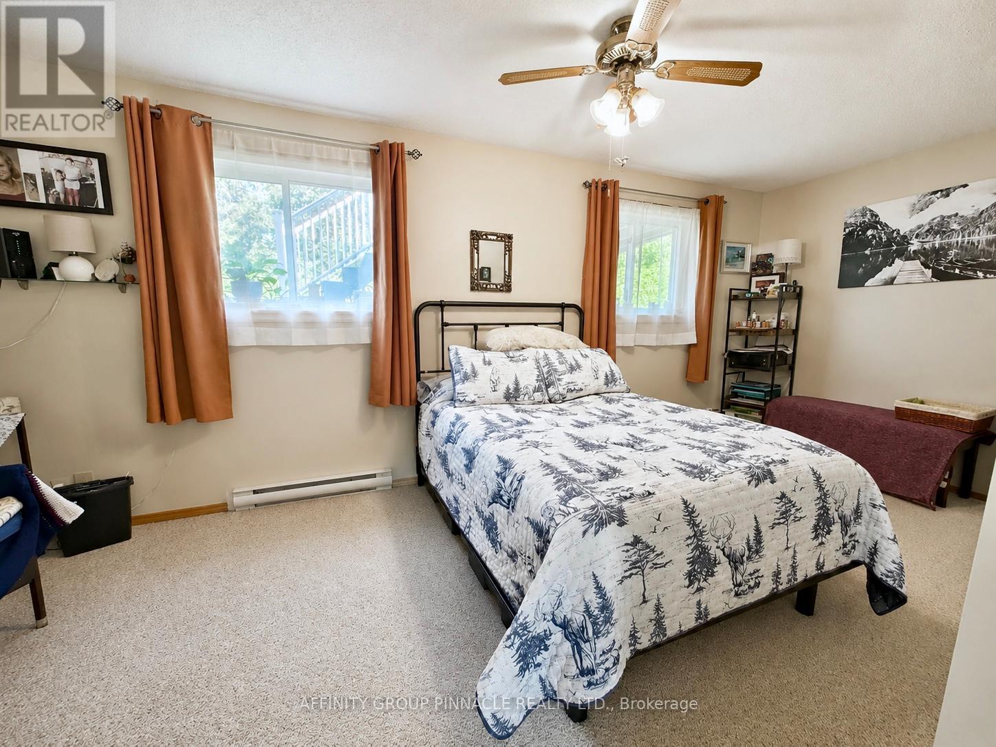 #24 115 MARY STREET W - 17