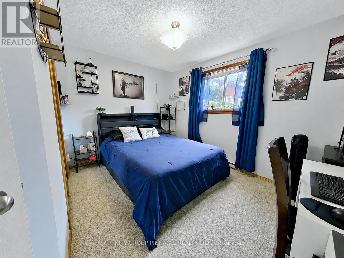 #24 115 MARY STREET W - 20
