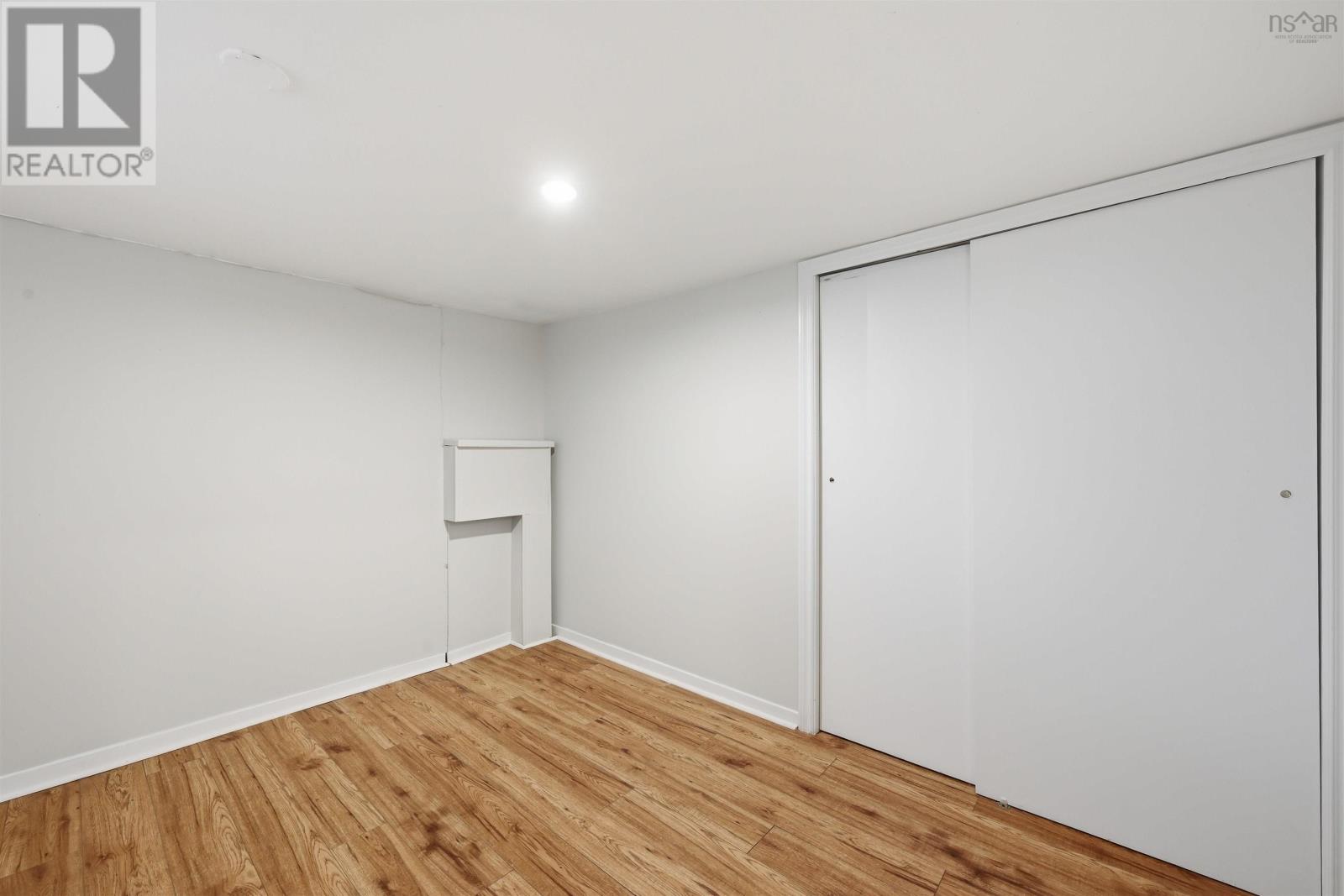 6521 Bayers Road - 31