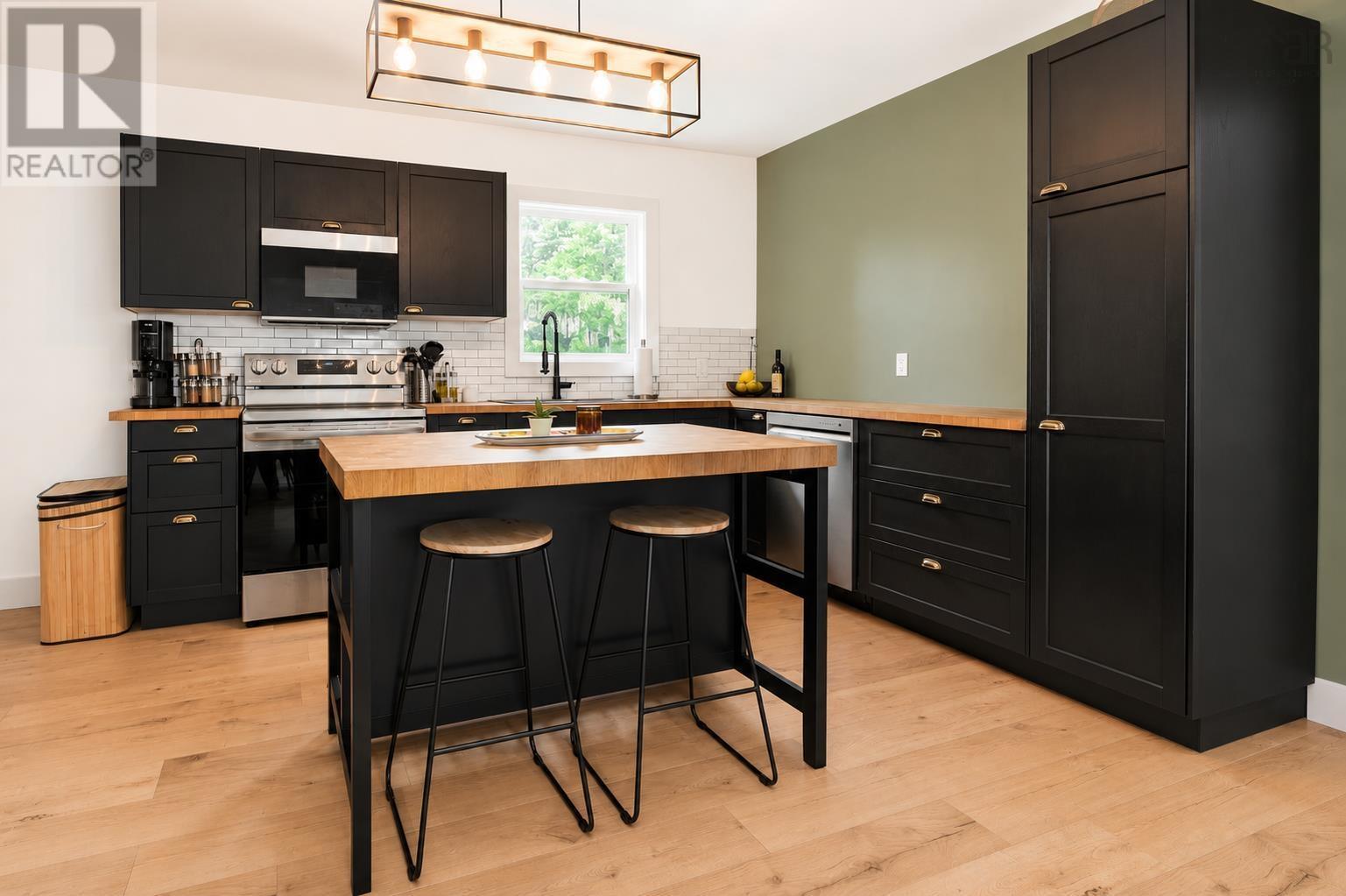 29 Klondyke St., Kentville - 13