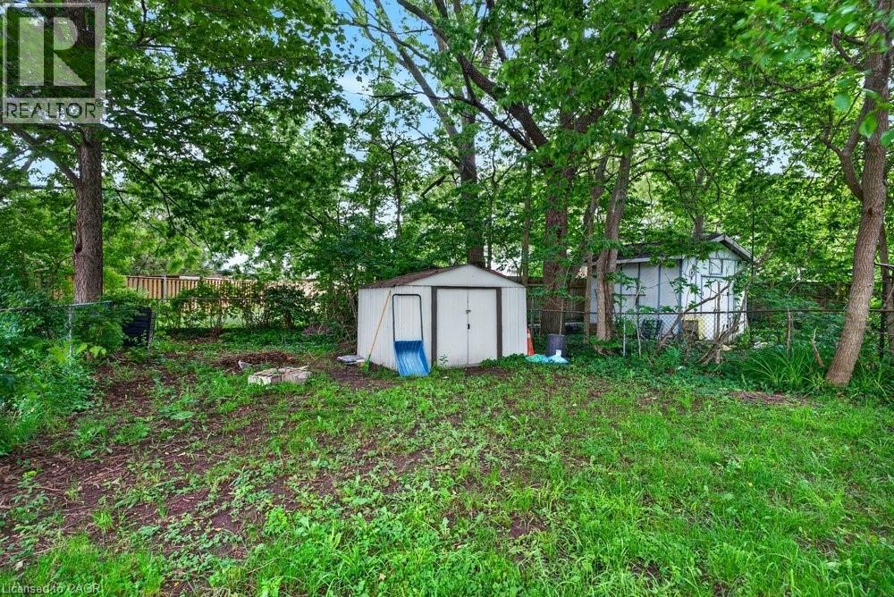221 GRAND RIVER Avenue - 41