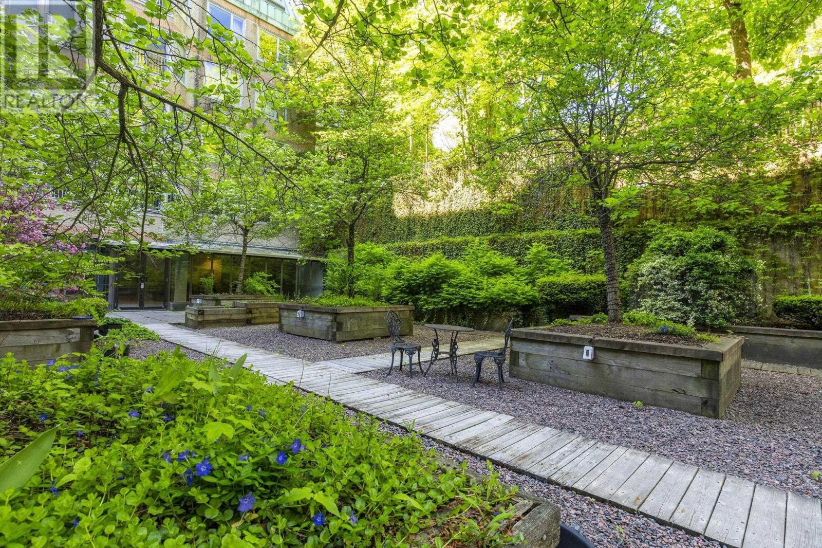 #106 1326 Lower Water Street - 35