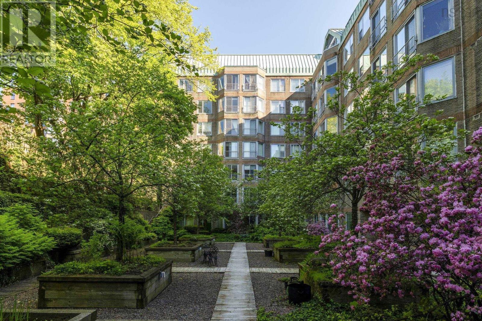 #106 1326 Lower Water Street - 37