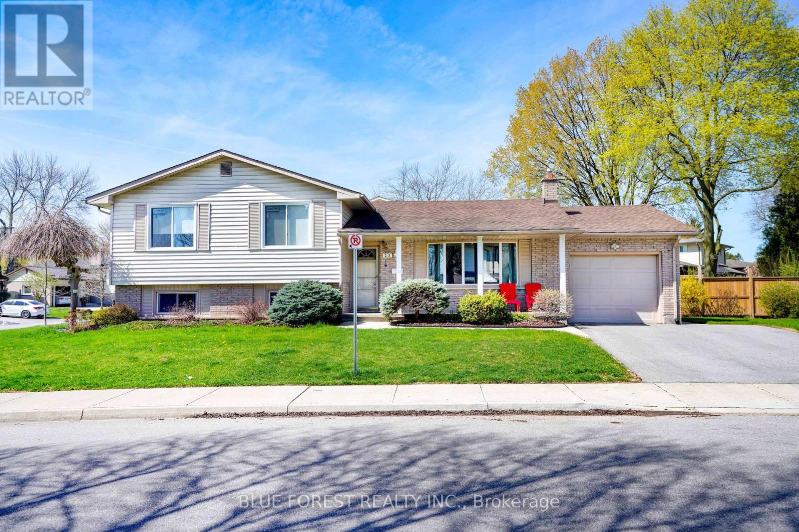 23 FOX MILL CRESCENT - 1