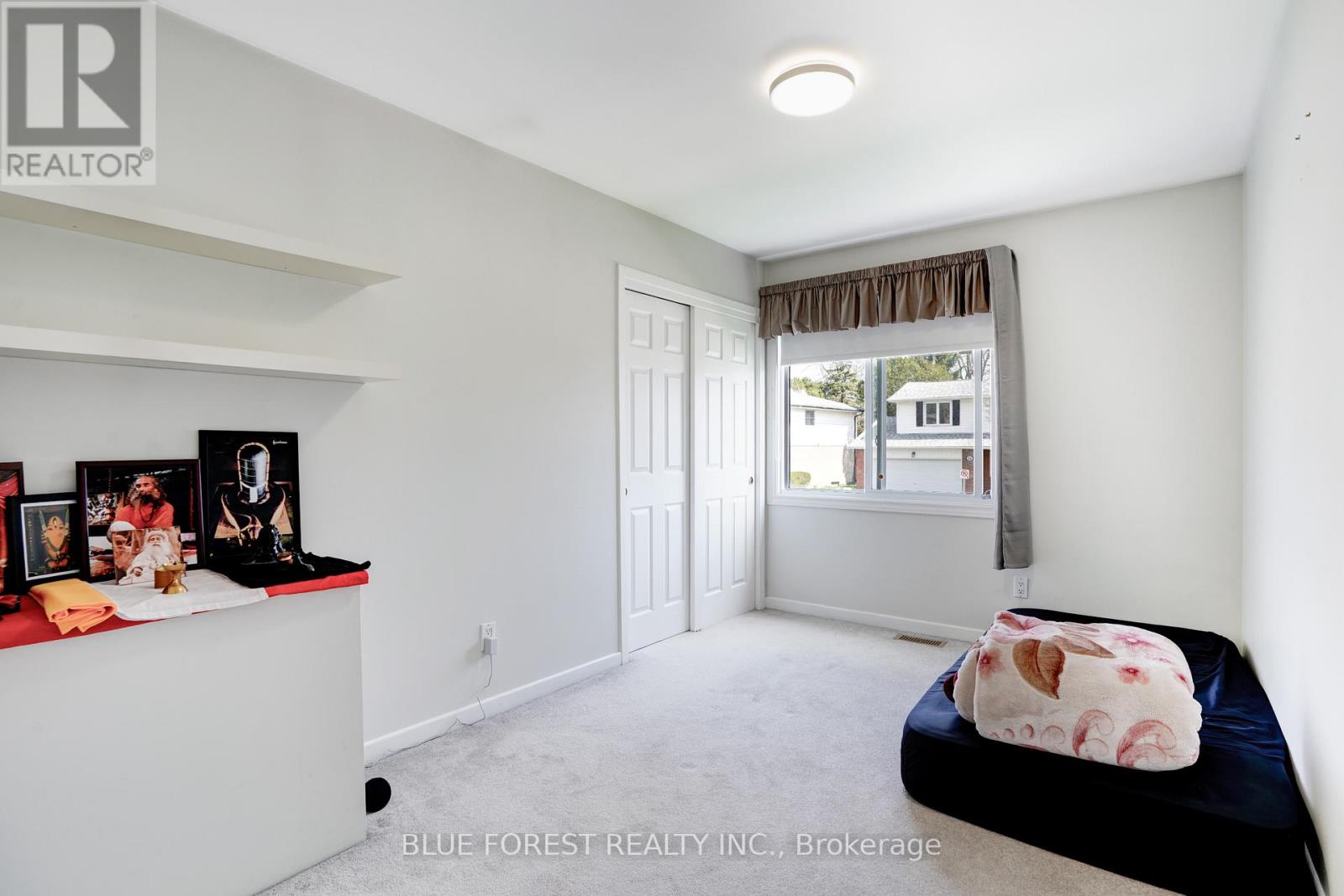 23 FOX MILL CRESCENT - 23